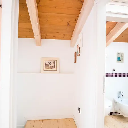 בית נופש St. Eusebio - Cozy House With Courtyard