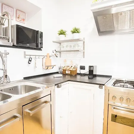 St. Eusebio - Cozy House With Courtyard * קליארי