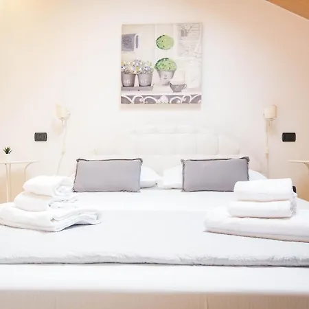 St. Eusebio - Cozy House With Courtyard